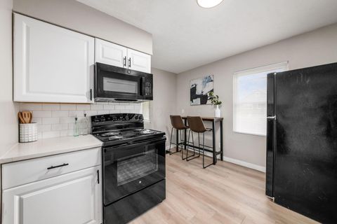 Tiny photo for 1363 E 19th Avenue, Columbus, OH 43211 (MLS # 226012309)