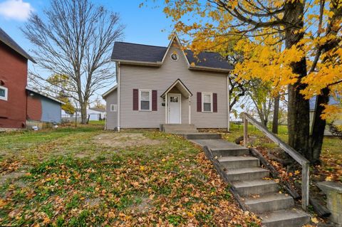 Photo of 160 E Race Street, Mechanicsburg, OH 43044 (MLS # 226005429)