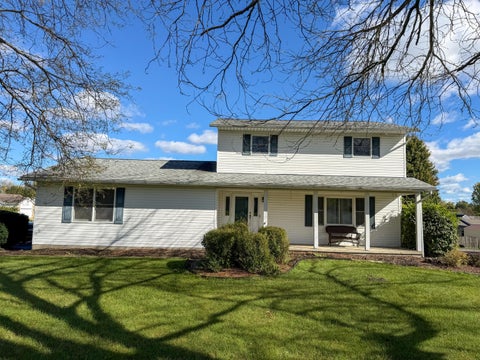 Photo of 2486 Sheridan Drive, Lancaster, OH 43130 (MLS # 226040085)