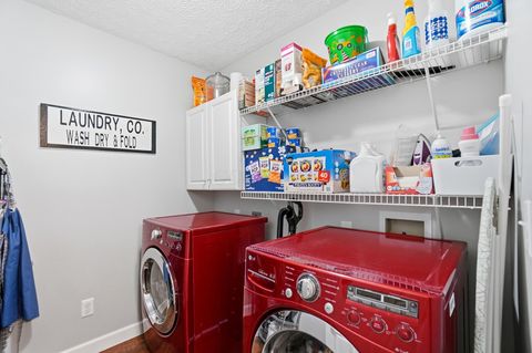 Tiny photo for 8600 Major Place, Galloway, OH 43119 (MLS # 226000756)