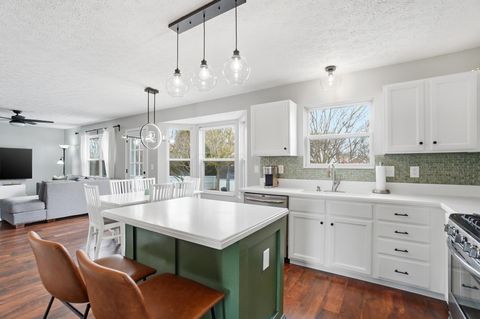 Tiny photo for 8600 Major Place, Galloway, OH 43119 (MLS # 226000756)