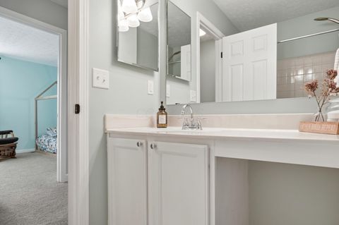 Tiny photo for 8600 Major Place, Galloway, OH 43119 (MLS # 226000756)