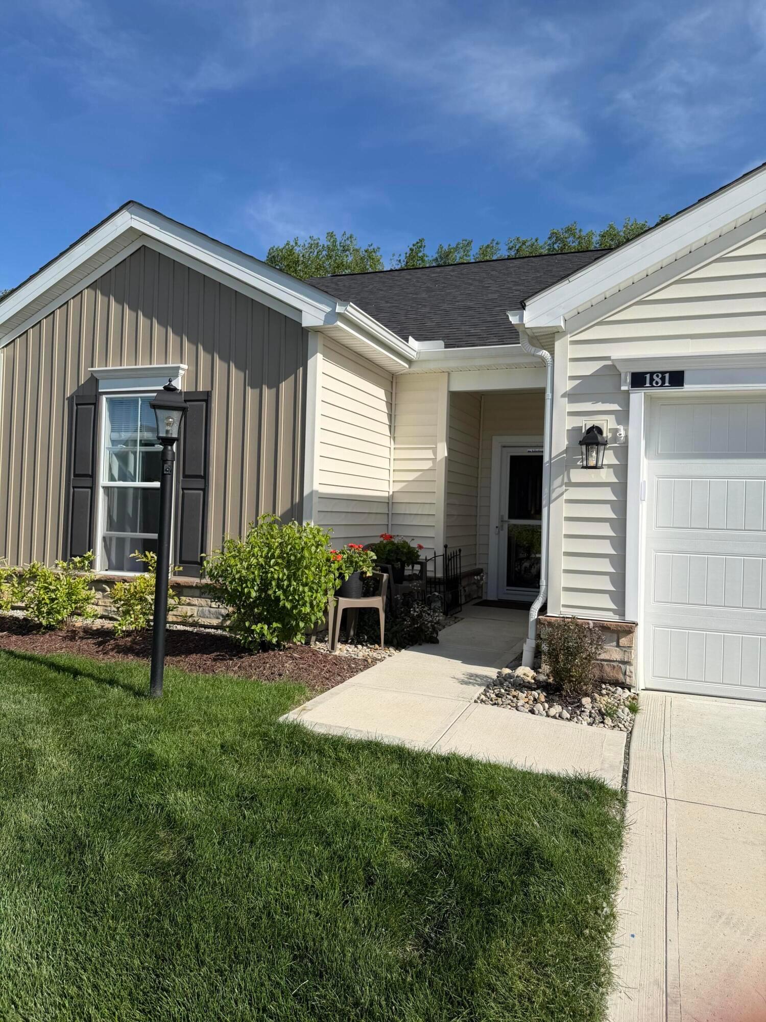 181 Lenell Loop