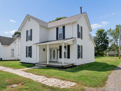 Tiny photo for 15 Maple Street, Jeffersonville, OH 43128 (MLS # 226033867)
