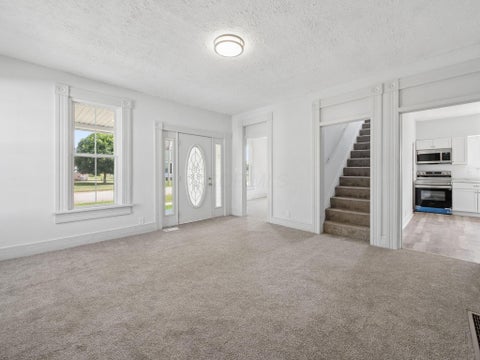 Tiny photo for 15 Maple Street, Jeffersonville, OH 43128 (MLS # 226033867)