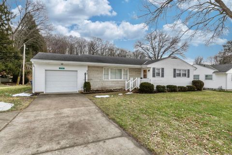 Photo of 274 Kanawha Road, Lancaster, OH 43130 (MLS # 226004548)