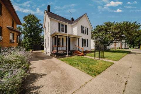 Tiny photo for 451 N Court Street, Circleville, OH 43113 (MLS # 226032629)