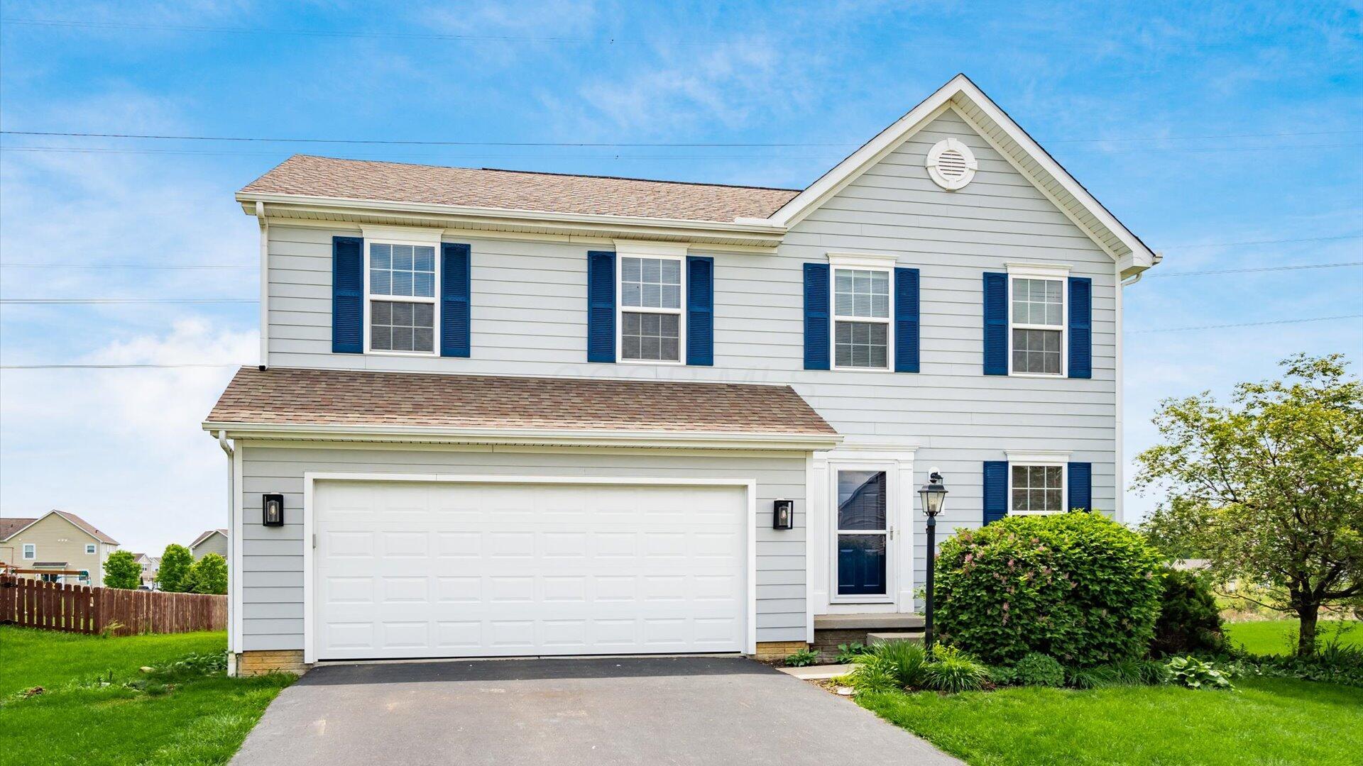 776 Brevard Circle, Pickerington, Ohio image 2