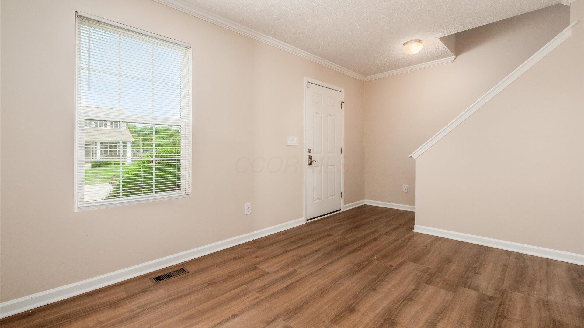 776 Brevard Circle, Pickerington, Ohio image 7