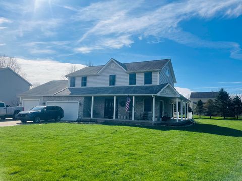 Photo of 18 Zellers Lane SW, Etna, OH 43062 (MLS # 226009549)