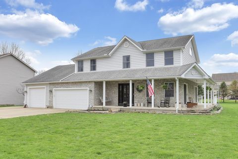Photo of 18 Zellers Lane SW, Etna, OH 43062 (MLS # 226009549)