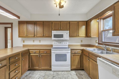 Tiny photo for 6888 Harlem Road, Westerville, OH 43081 (MLS # 226039596)