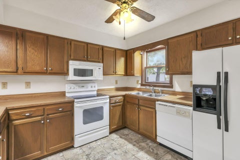Tiny photo for 6888 Harlem Road, Westerville, OH 43081 (MLS # 226039596)