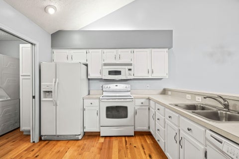 Tiny photo for 487 Saddlery Drive W 18 #18, Columbus, OH 43230 (MLS # 226029822)