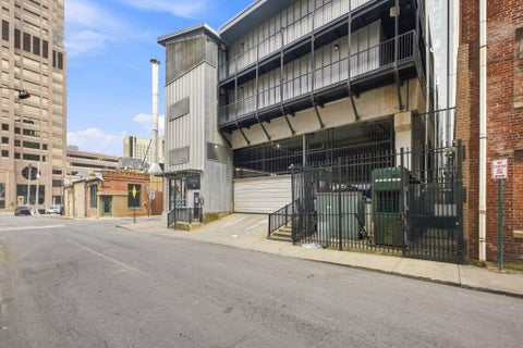 160 N Wall Street #L303,  OH 43215