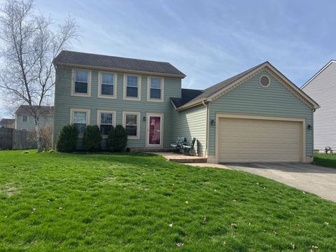 Photo of 2199 Shirlene Drive, Grove City, OH 43123 (MLS # 226009476)