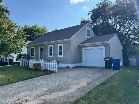 Photo of 3937 Three Rivers Drive, Groveport, OH 43125 (MLS # 226028314)