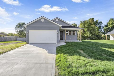 Photo of 1597 Metcalfe Avenue, Obetz, OH 43207 (MLS # 225040206)