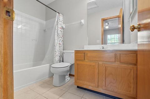 Tiny photo for 2179 Victoria Park Drive, Columbus, OH 43235 (MLS # 225037279)