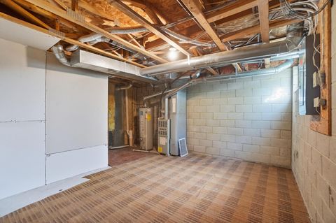 Tiny photo for 2179 Victoria Park Drive, Columbus, OH 43235 (MLS # 225037279)