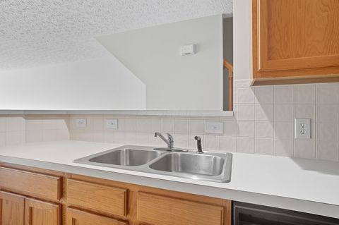 Tiny photo for 2179 Victoria Park Drive, Columbus, OH 43235 (MLS # 225037279)