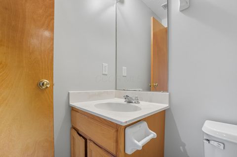 Tiny photo for 2179 Victoria Park Drive, Columbus, OH 43235 (MLS # 225037279)