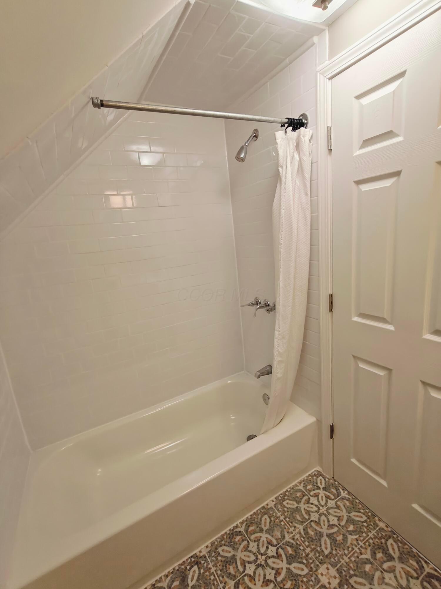 3119 Karl Road, Columbus, Ohio image 27