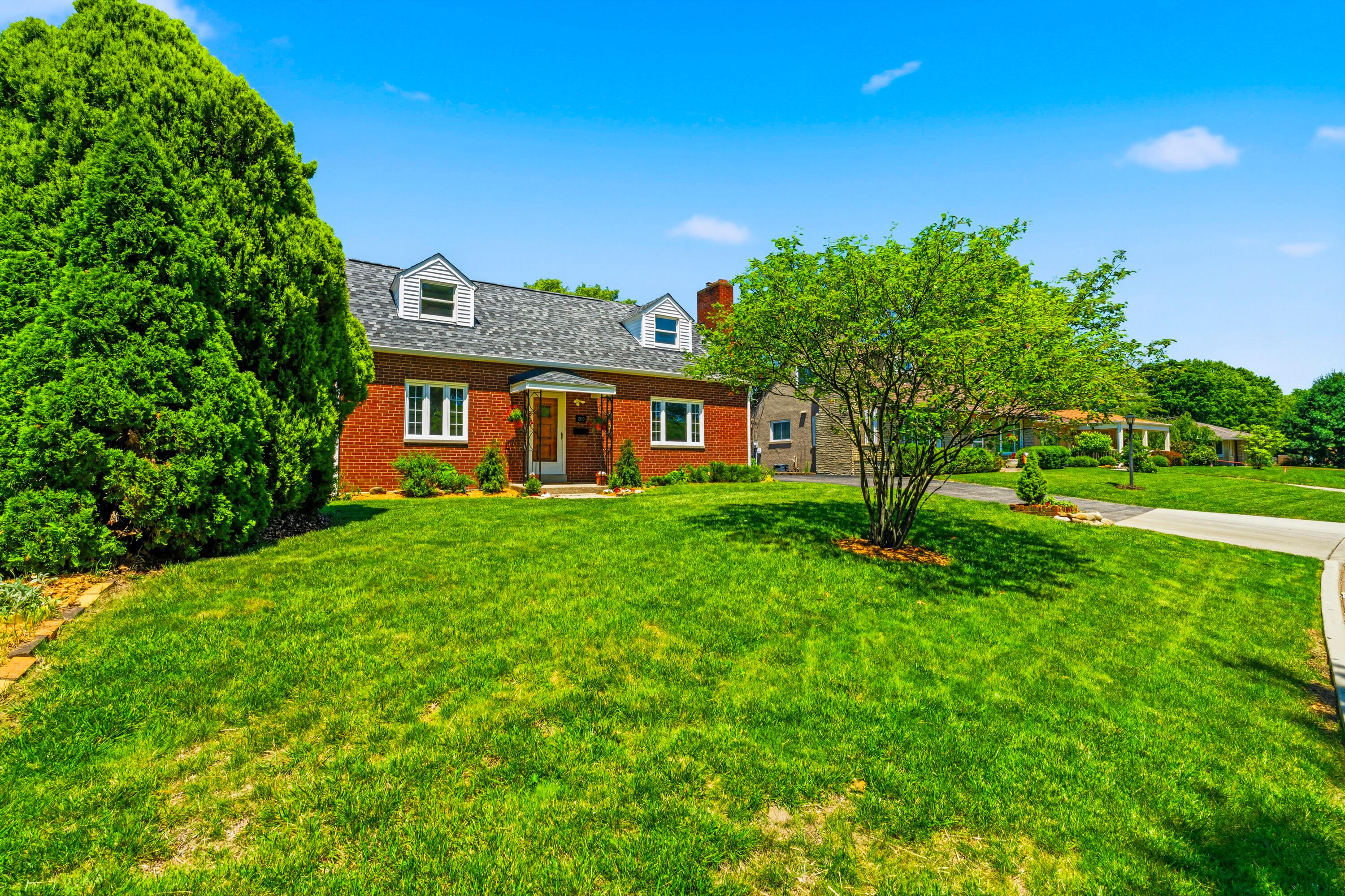 260 Dixon Court