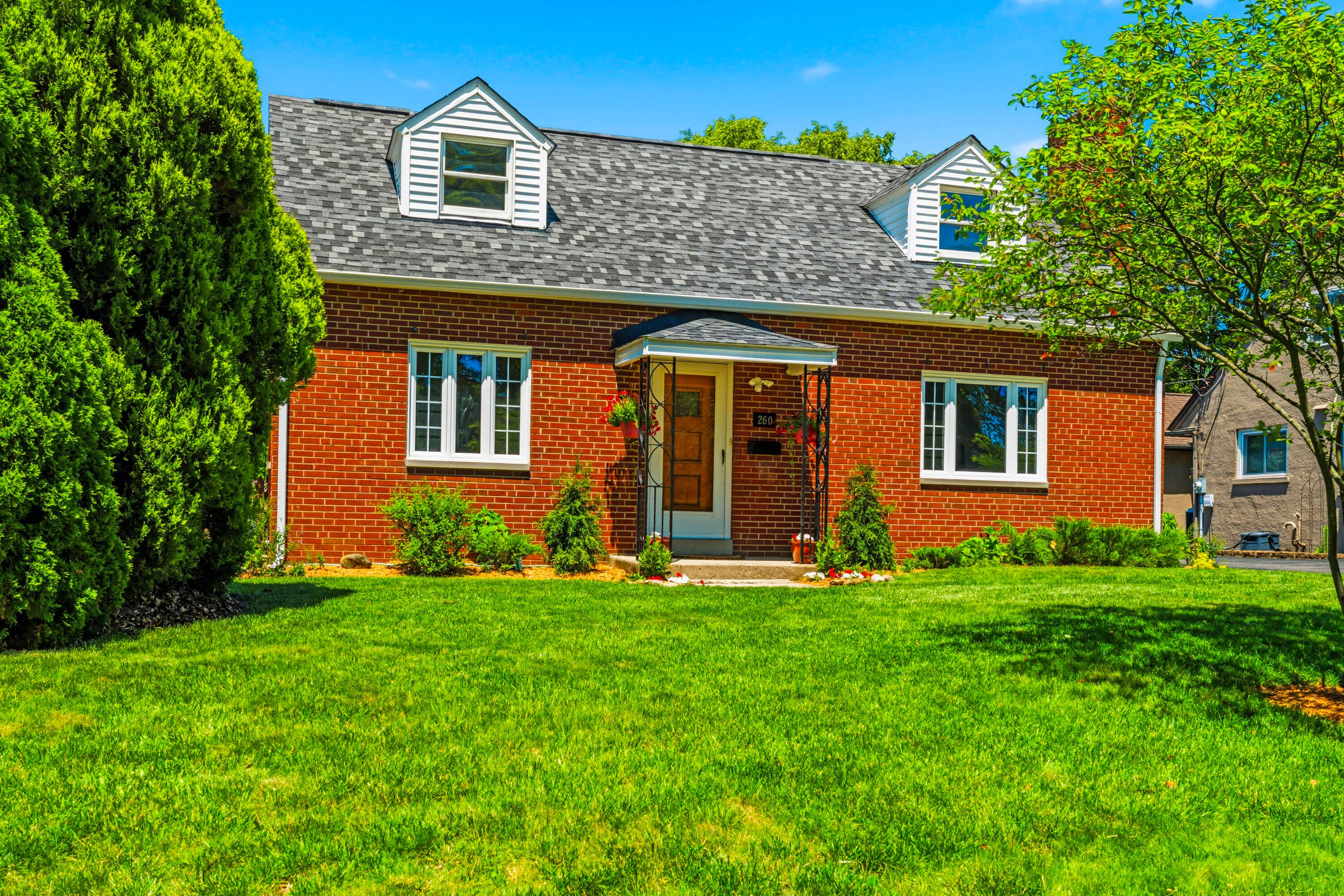 260 Dixon Court
