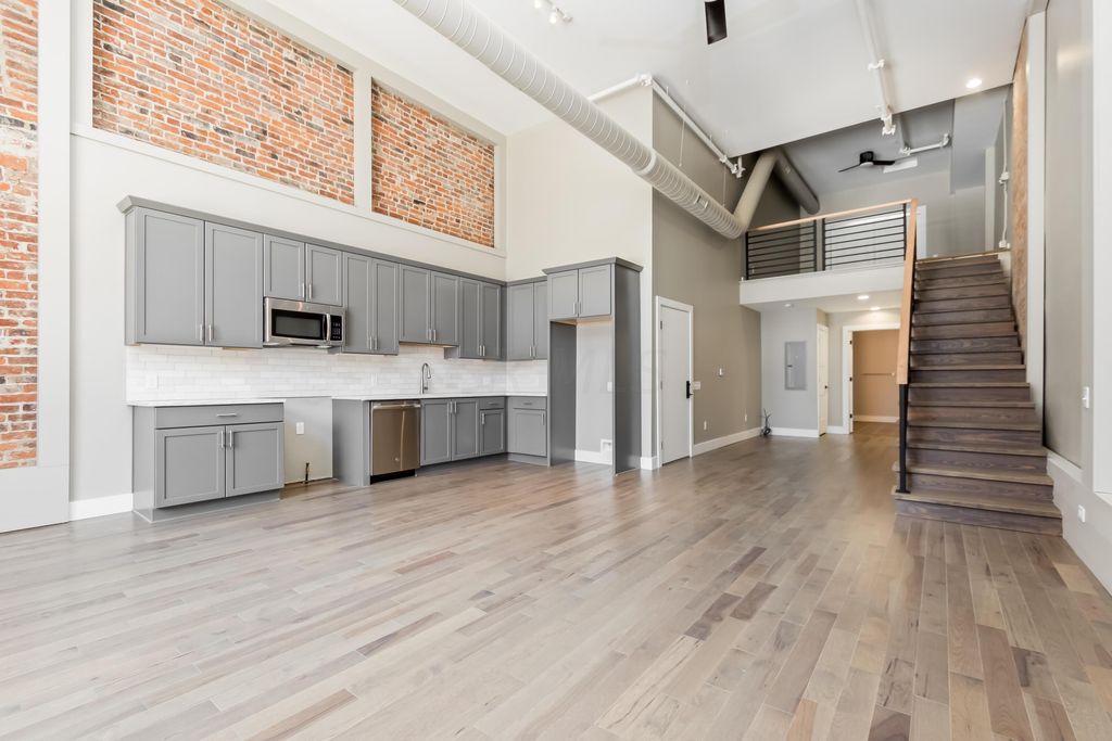 Photo of 44 N High Street 3B #3B, Columbus, OH 43215 (MLS # 226017851)