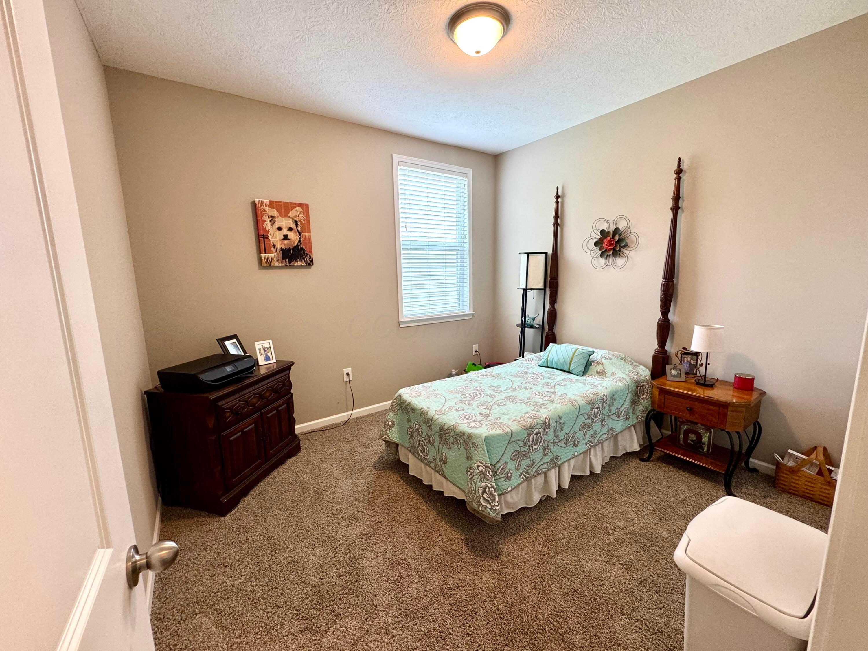 2243 Holiday Valley Drive, Grove City, Ohio image 17