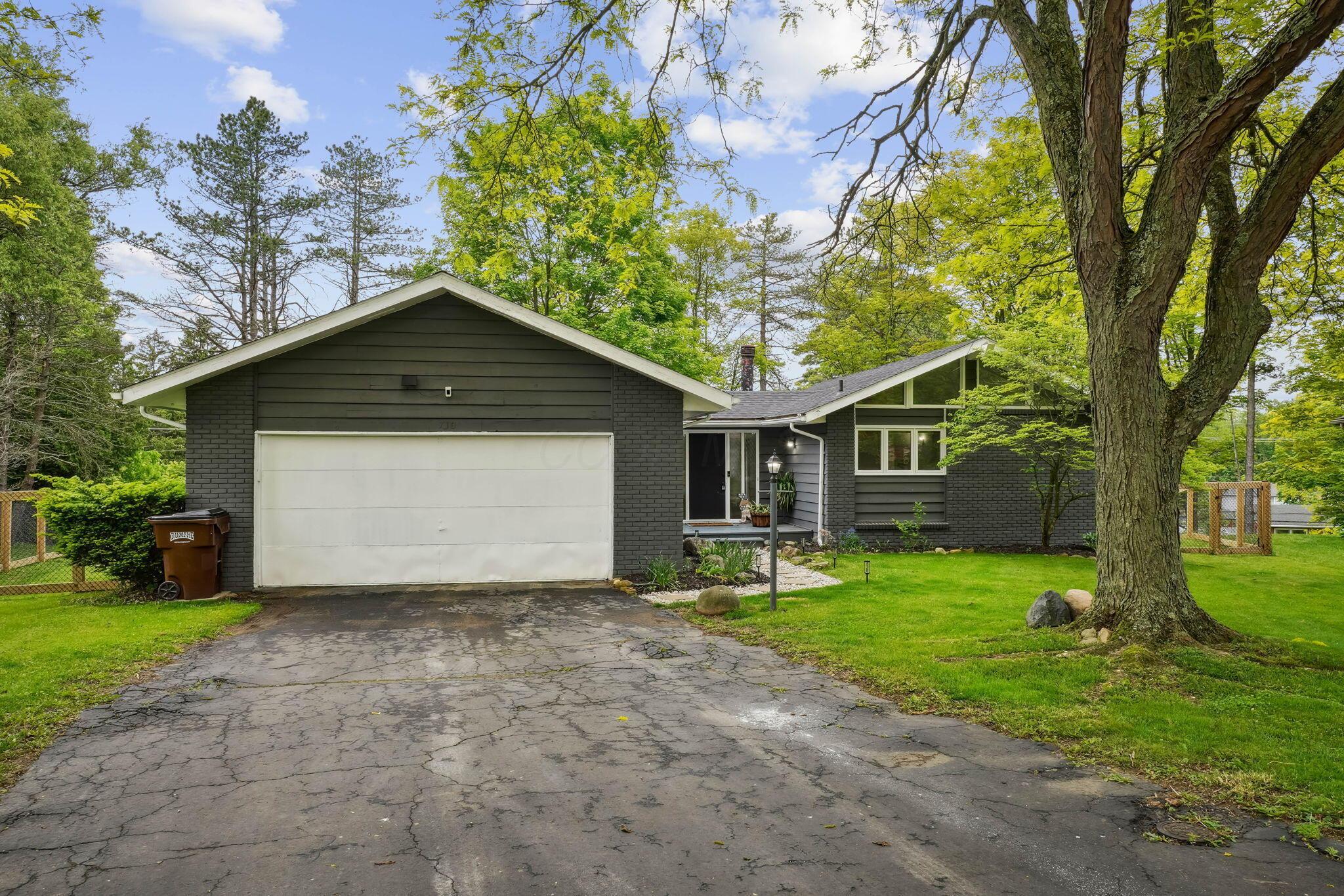 710 Cloverleaf Court, Mansfield, Ohio image 35