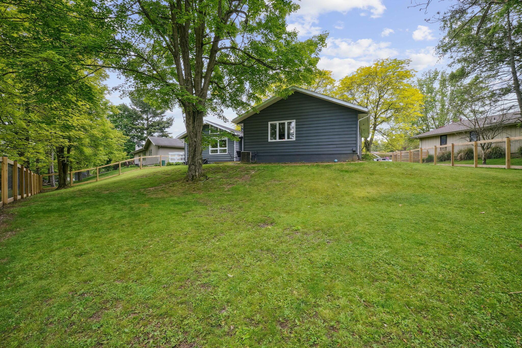 710 Cloverleaf Court, Mansfield, Ohio image 27