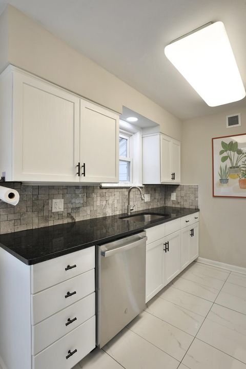 Tiny photo for 124 N Gould Road, Columbus, OH 43209 (MLS # 225046222)