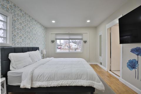 Tiny photo for 124 N Gould Road, Columbus, OH 43209 (MLS # 225046222)