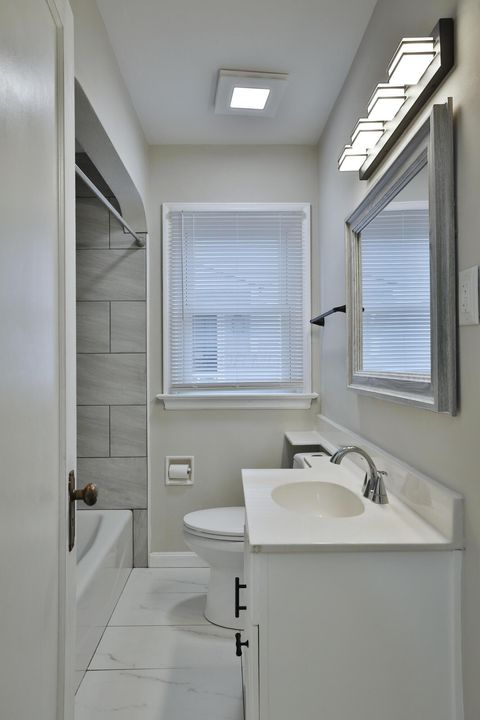 Tiny photo for 124 N Gould Road, Columbus, OH 43209 (MLS # 225046222)