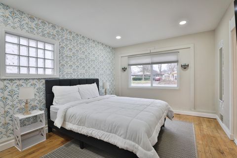 Tiny photo for 124 N Gould Road, Columbus, OH 43209 (MLS # 225046222)