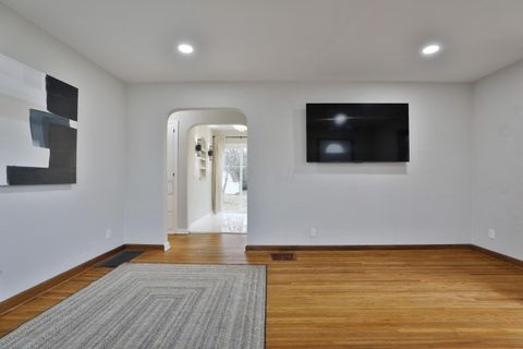 Tiny photo for 124 N Gould Road, Columbus, OH 43209 (MLS # 225046222)