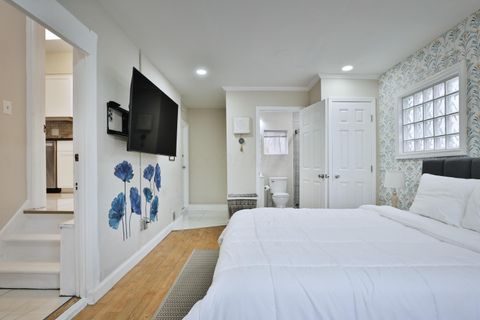 Tiny photo for 124 N Gould Road, Columbus, OH 43209 (MLS # 225046222)