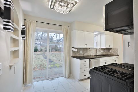 Tiny photo for 124 N Gould Road, Columbus, OH 43209 (MLS # 225046222)