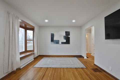 Tiny photo for 124 N Gould Road, Columbus, OH 43209 (MLS # 225046222)