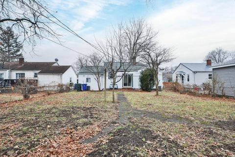 Tiny photo for 124 N Gould Road, Columbus, OH 43209 (MLS # 225046222)