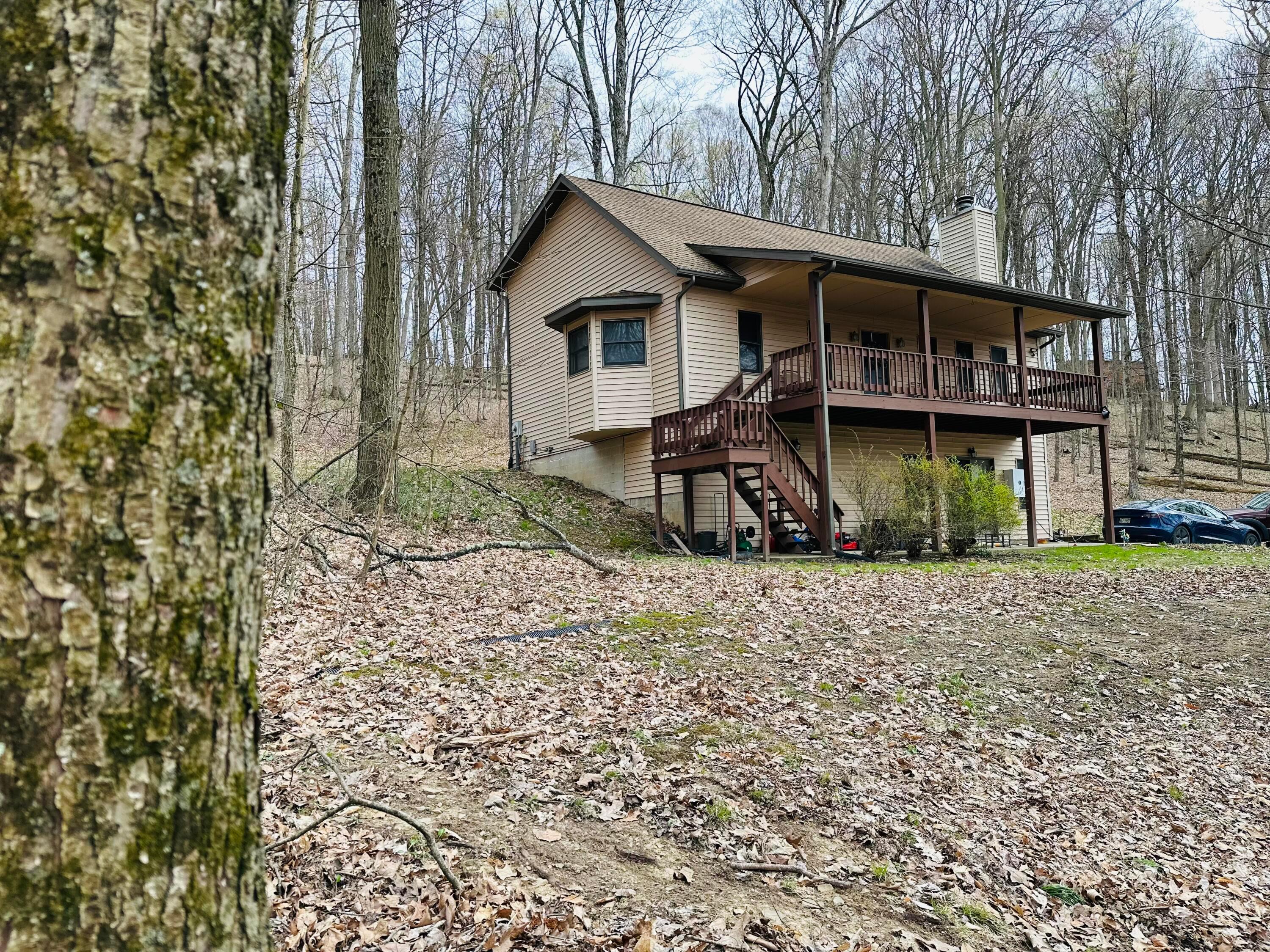 547 Terrace Ridge Circle, Howard, Ohio image 7