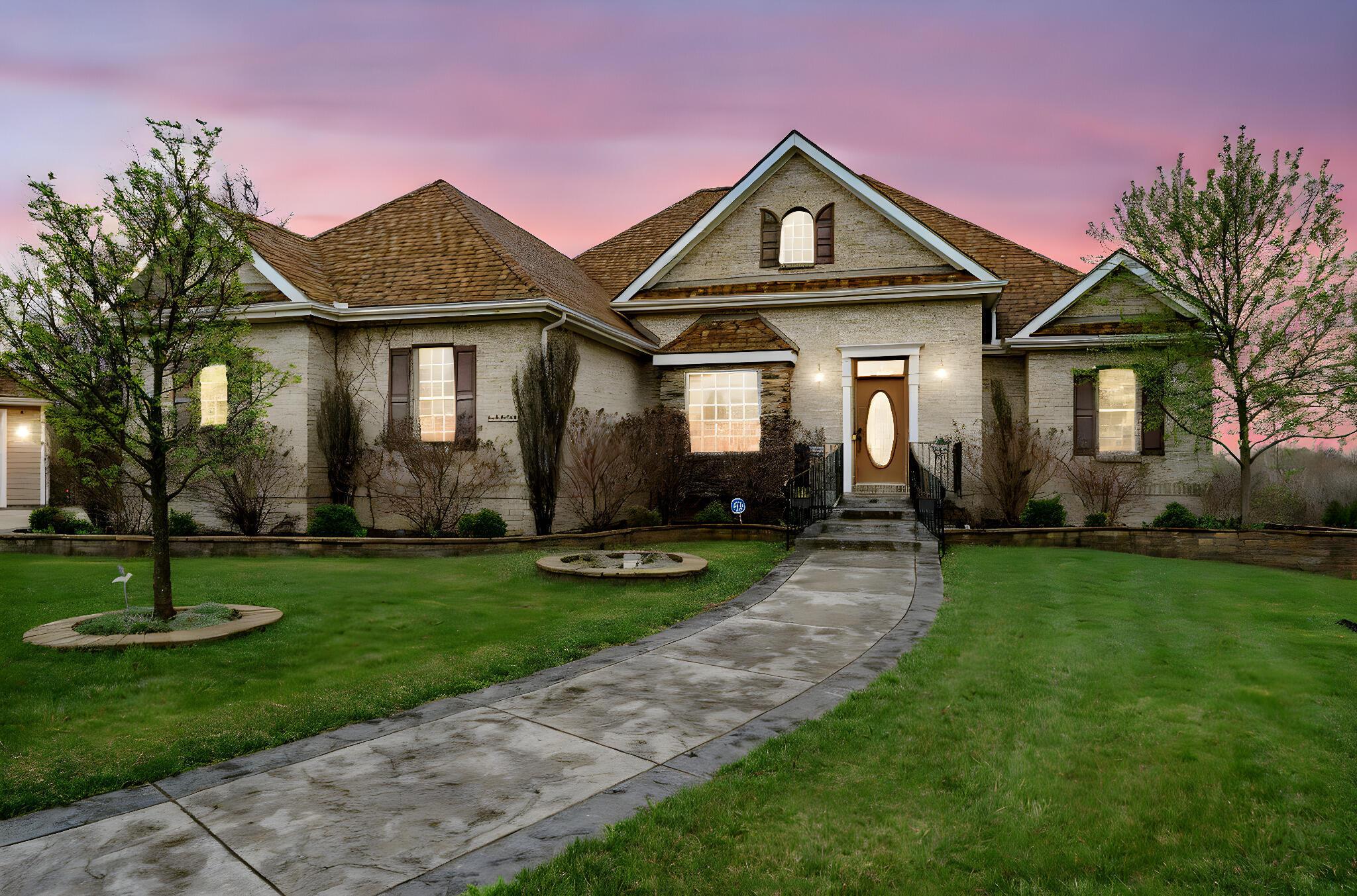 4254 Hummingbird Way, Springfield, Ohio image 2