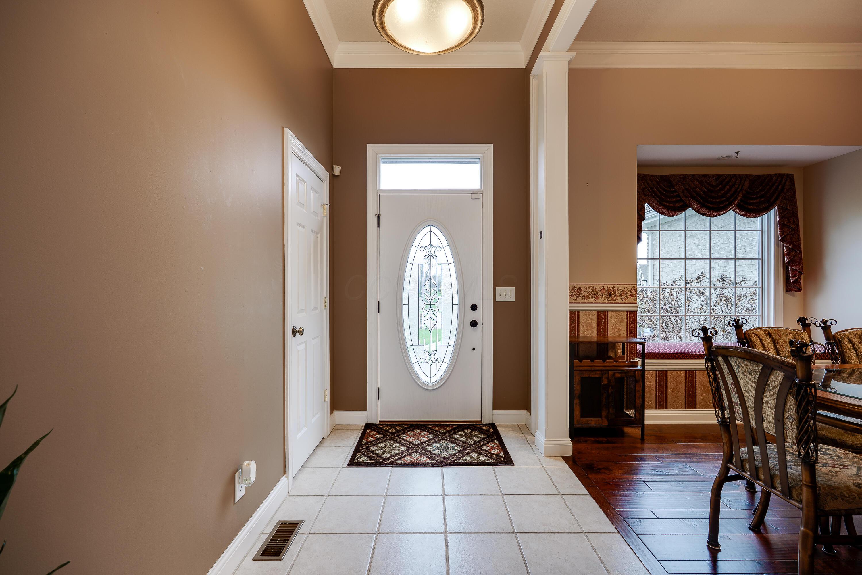 4254 Hummingbird Way, Springfield, Ohio image 7