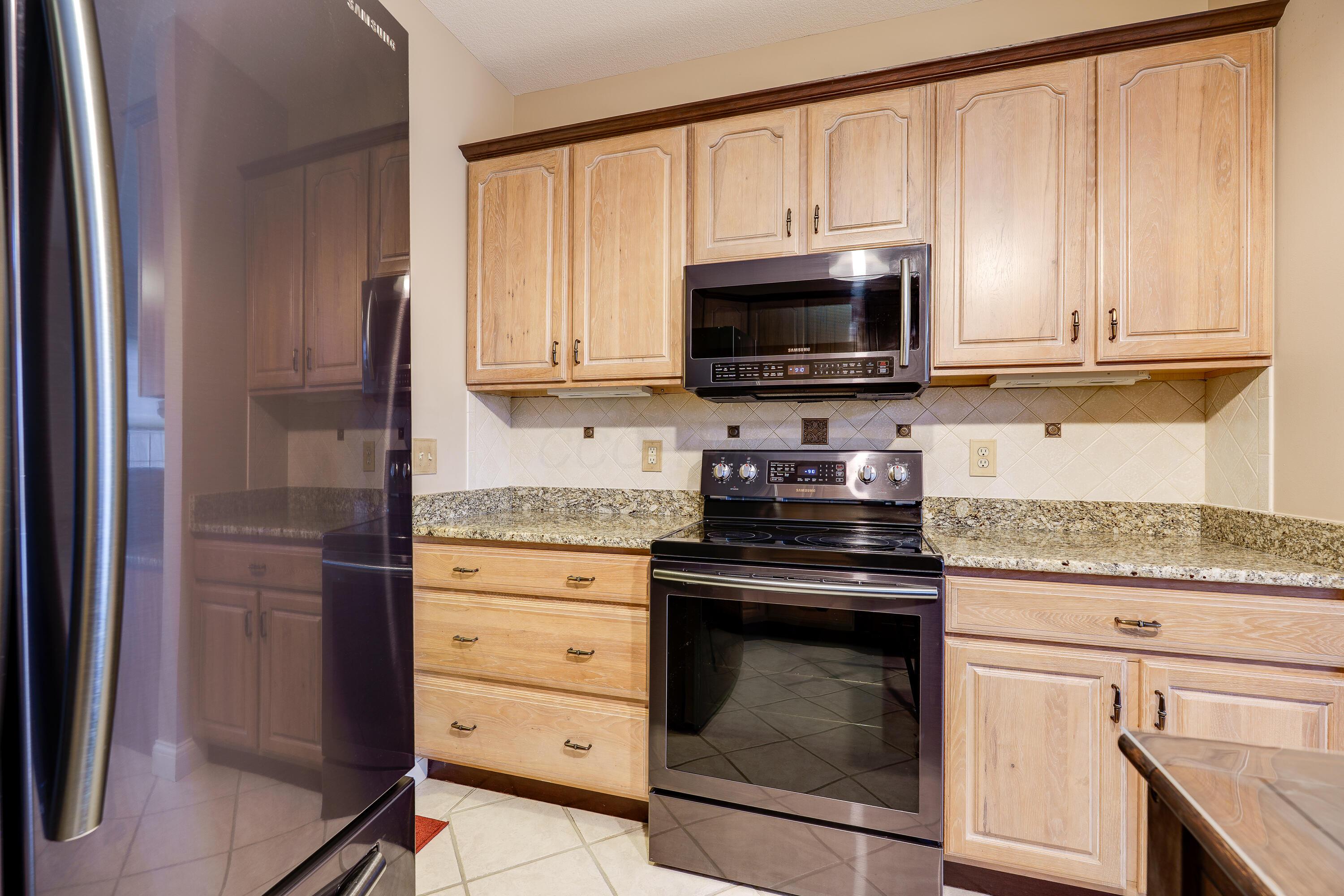 4254 Hummingbird Way, Springfield, Ohio image 23