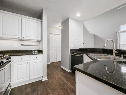 Tiny photo for 3438 Eastwoodlands Trail, Hilliard, OH 43026 (MLS # 225045300)