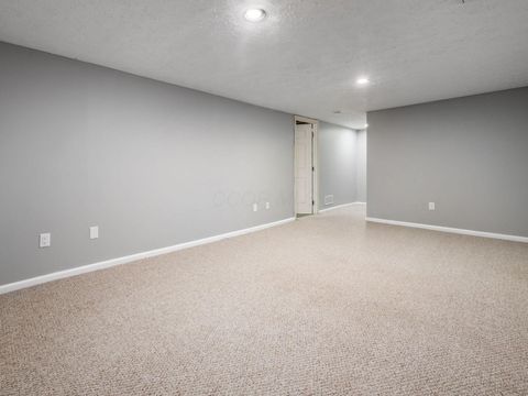 Tiny photo for 3438 Eastwoodlands Trail, Hilliard, OH 43026 (MLS # 225045300)