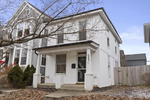 Photo of 983 Michigan Avenue, Columbus, OH 43201 (MLS # 226000870)