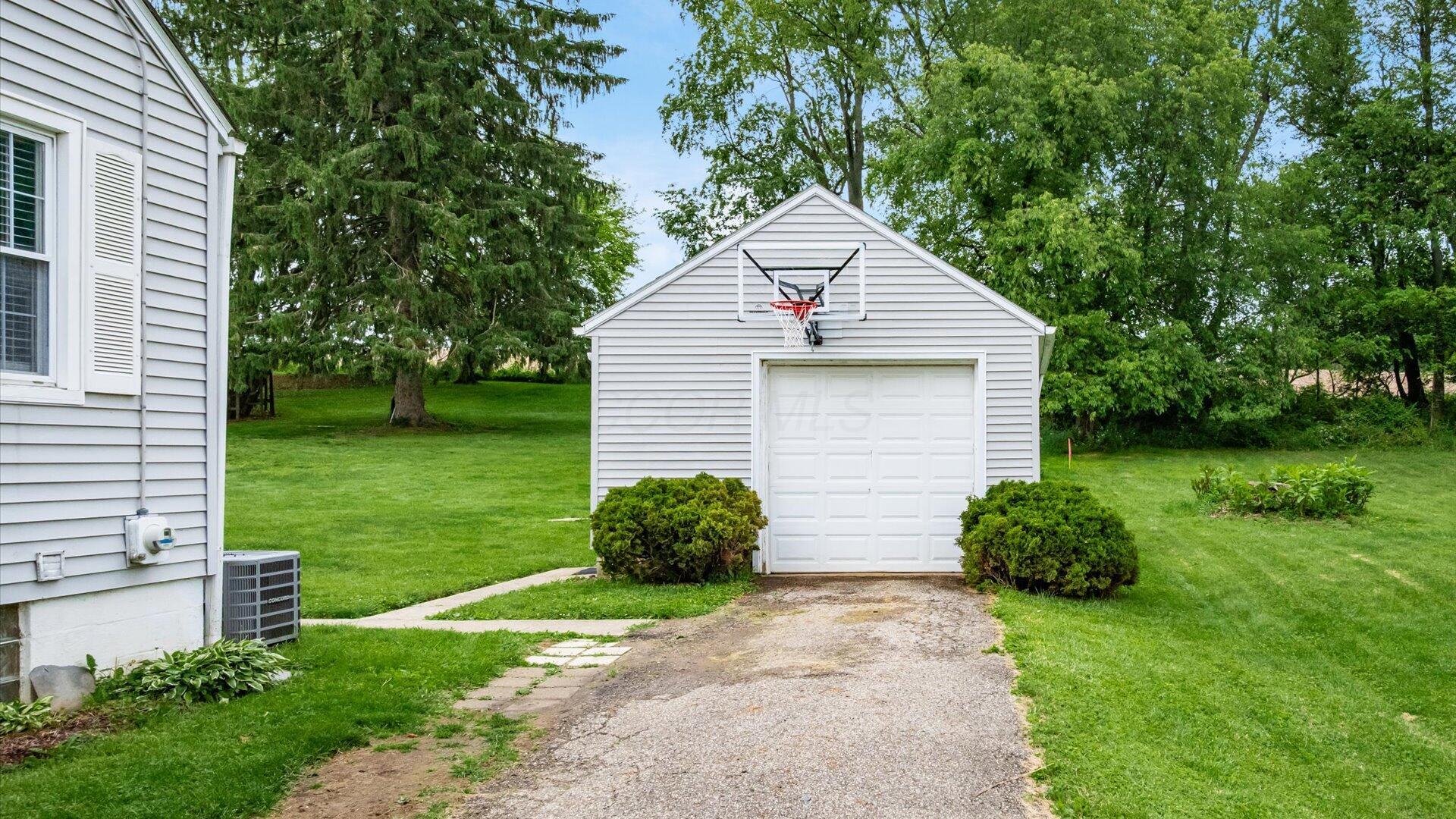 442 Garden Avenue, Newark, Ohio image 10